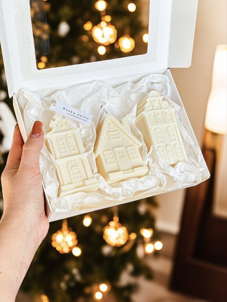 Žvakių komplektas LAIMĖS NAMELIAI