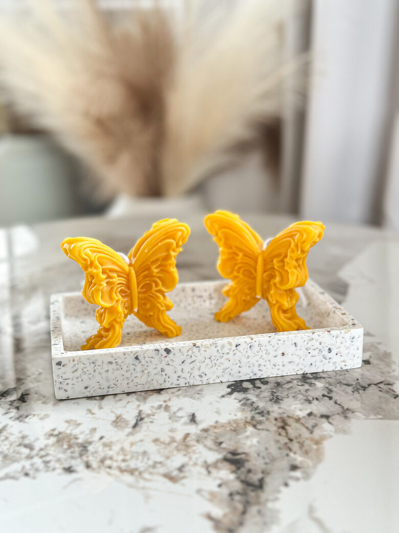 Bičių vaško žvakė DRUGELIS