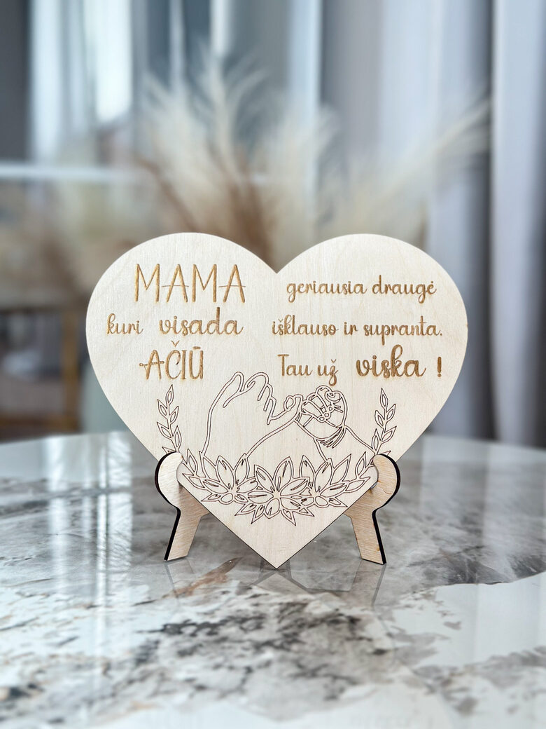Medinė lentelė širdelė MAMA GERIAUSIA DRAUGĖ...