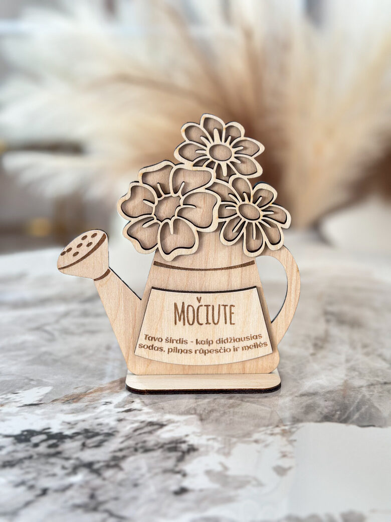 Medinė dekoracija gėlių puokštė MOČIUTE TAVO ŠIRDIS..
