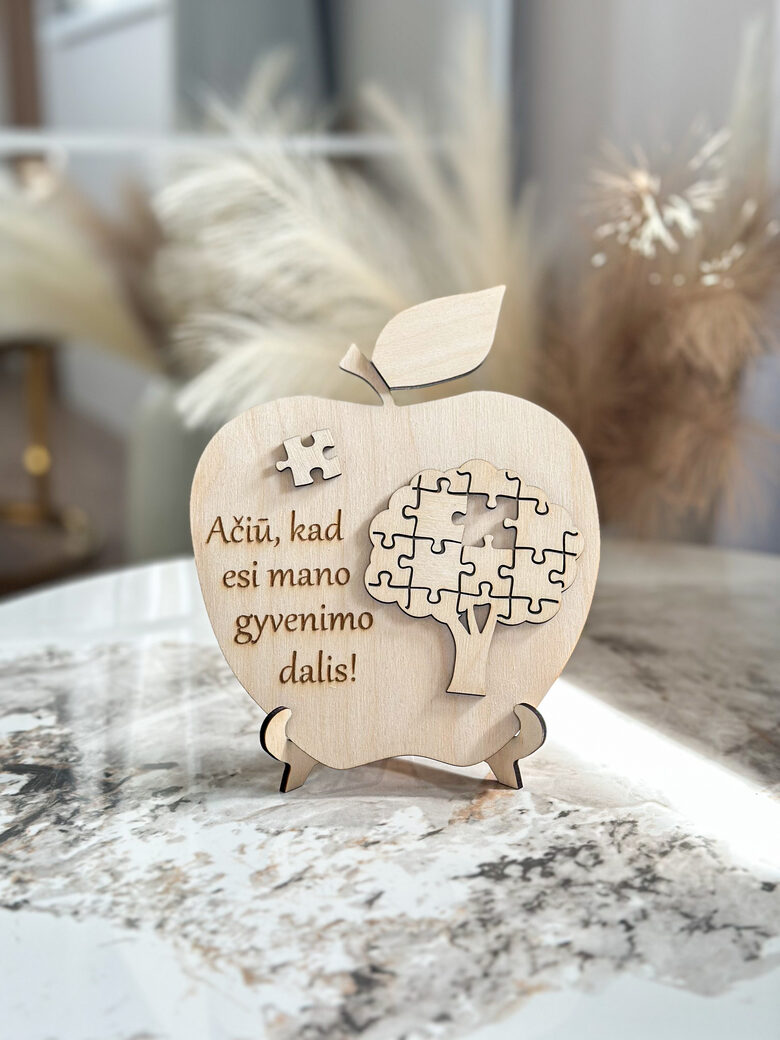 Medinė lentelė OBUOLIUKAS SU MEDŽIU