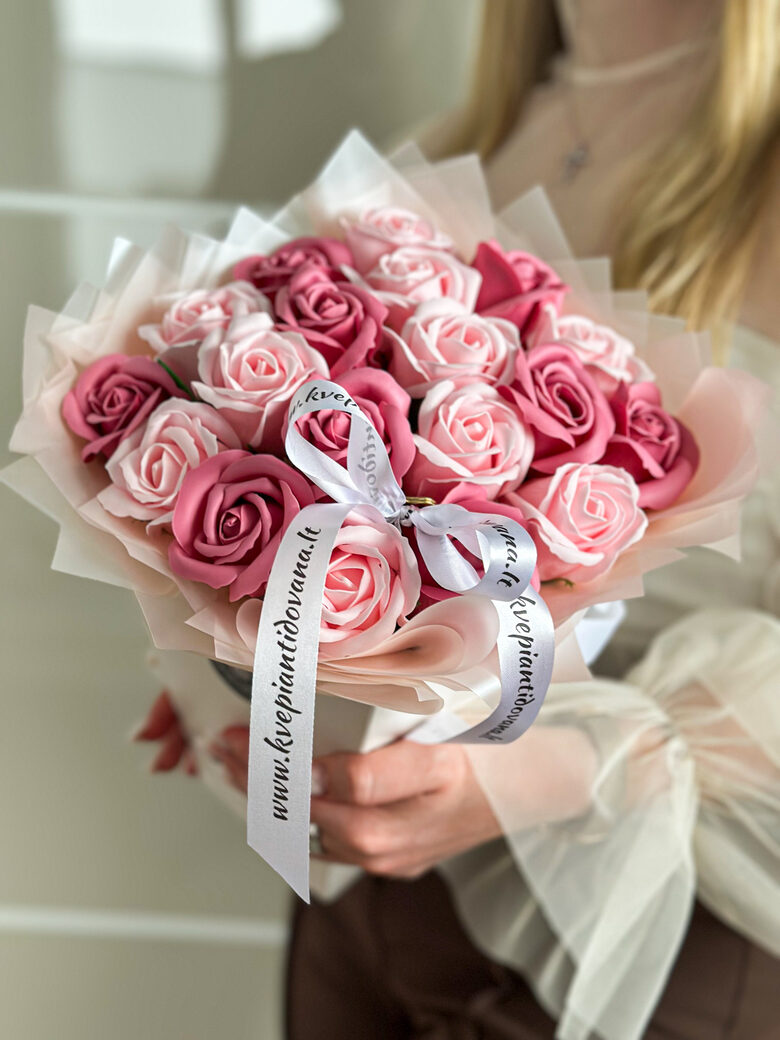 19 Plono muilo rožių kompozicija "PRABANGI VILIONĖ"  (L)