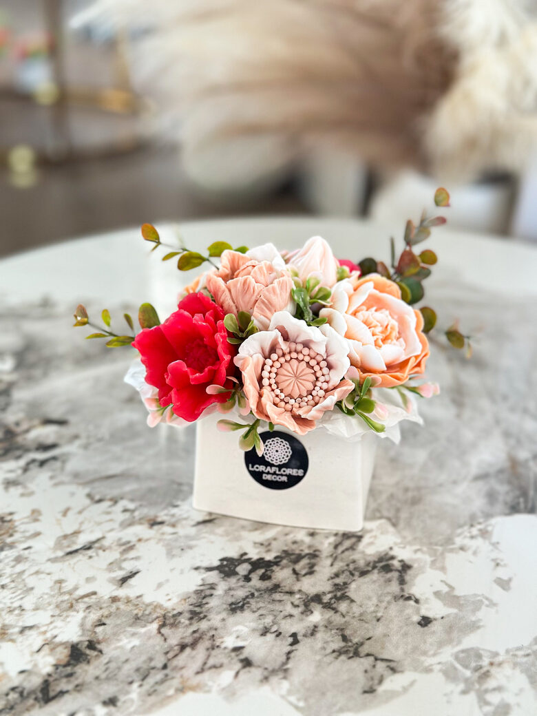 Kietojo muilo gėlių puokštė, AGUONA S