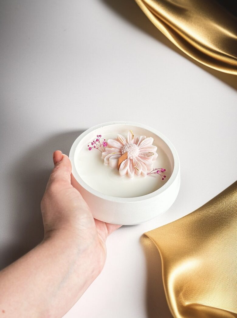 Kokosų vaško žvakė RAMUNYTĖ rausva