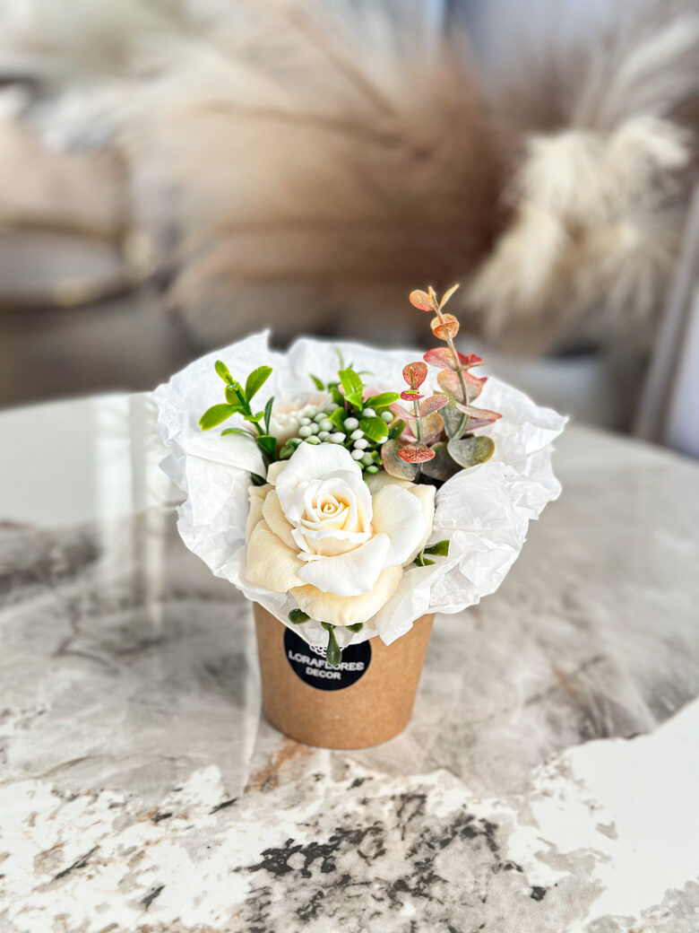 3-yjų žiedų muilo puokštelė Nr.6