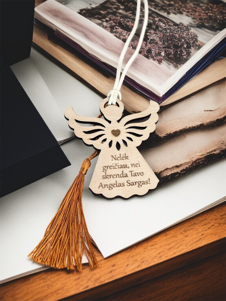 Pakabukas automobiliui ANGELAS