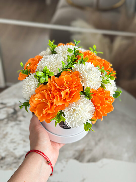 Muilo gėlių kompozicija ORANŽINĖ SVAJONĖ , M