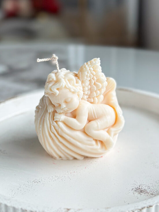 Sojų vaško žvakė ANGELAS ANT PAGALVĖS