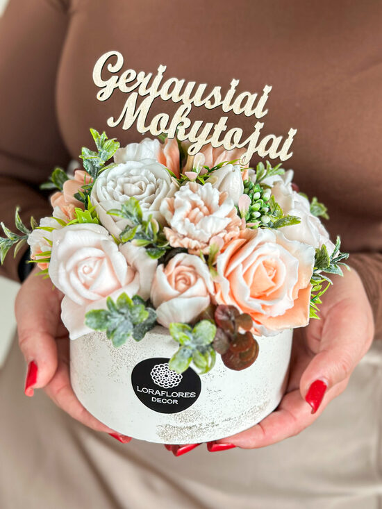 Smeigtukas medinis GERIAUSIAI MOKYTOJAI (S dydžio puokštei)