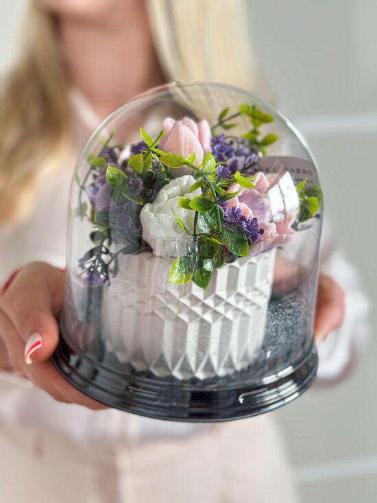 Kietojo muilo gėlių kompozicija kupole VIOLETINĖS TULPĖS, S