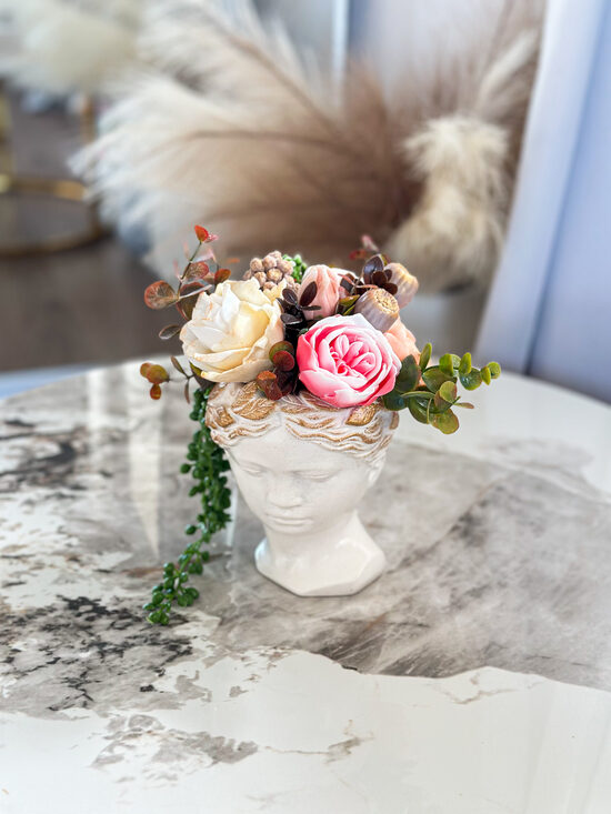 Dekoratyvinė kietojo muilo gėlių kompozicija rankų darbo vazoje AUKSINĖ PANELĖ (M)