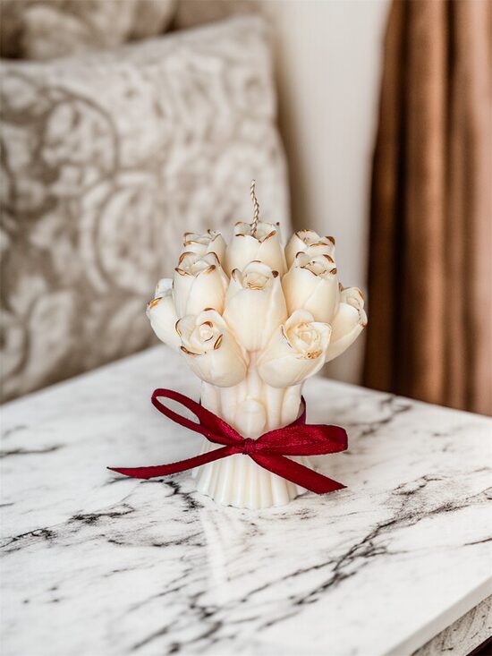 Sojų vaško žvakė TULPIŲ PUOKŠTĖ Nr.1