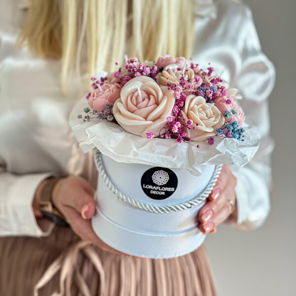 Vaško - žvakių puokštės | Kvepianti dovana | Vaško gėlės Loraflores | Džiovinti augalai