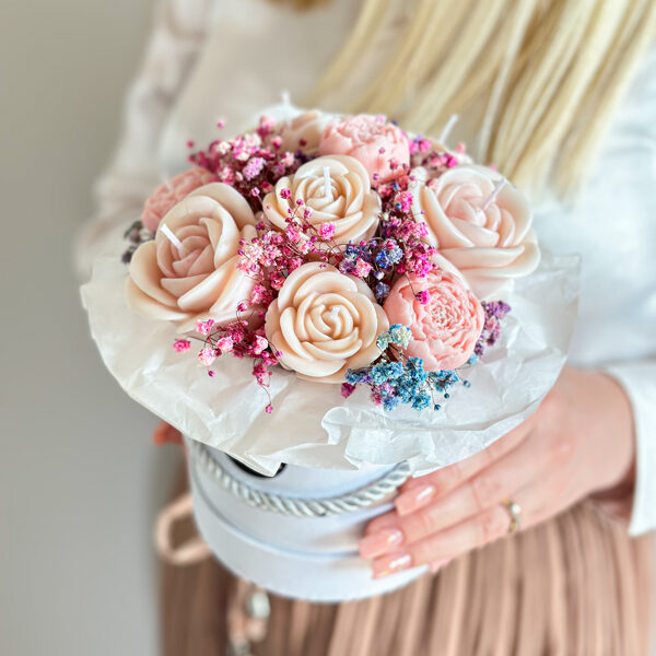 Vaško - žvakių puokštės | Kvepianti dovana | Vaško gėlės Loraflores | Džiovinti augalai